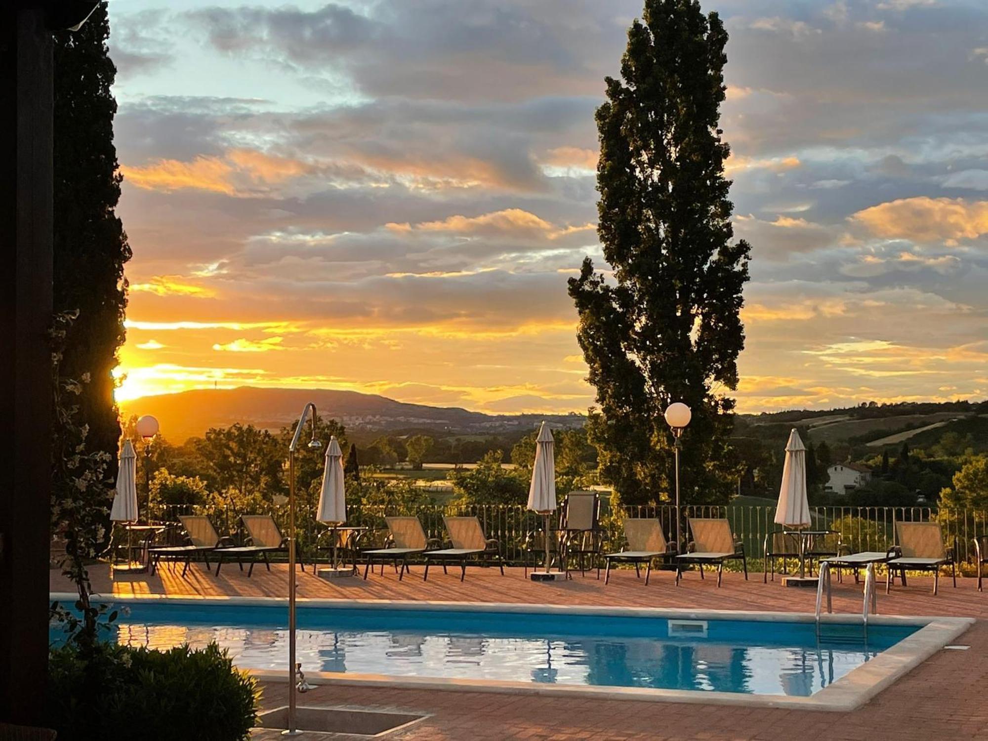 Agriturismo La Sovana Sarteano Eksteriør billede